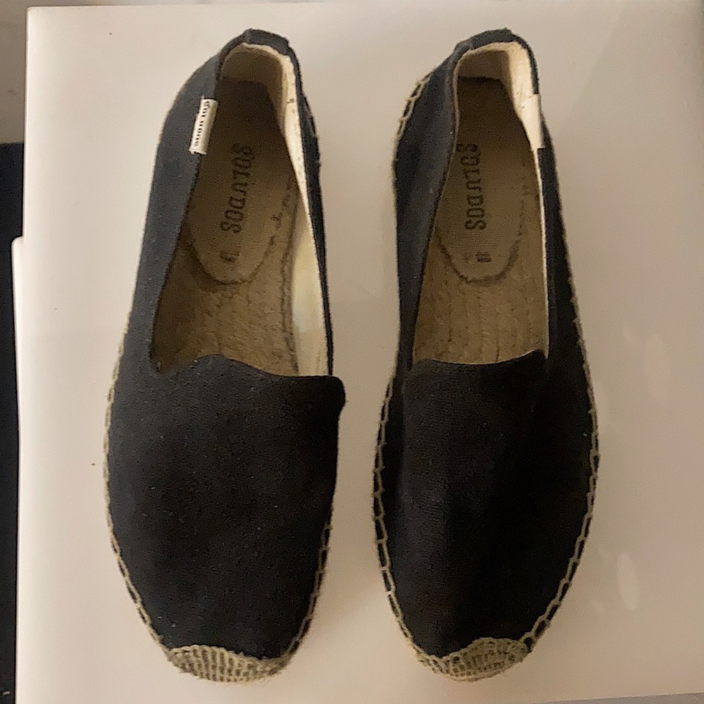 Black canvas SOLUDOS
